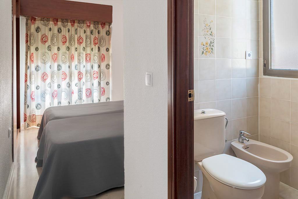 Apartamentos en Benidorm - Baño Gemelos 2