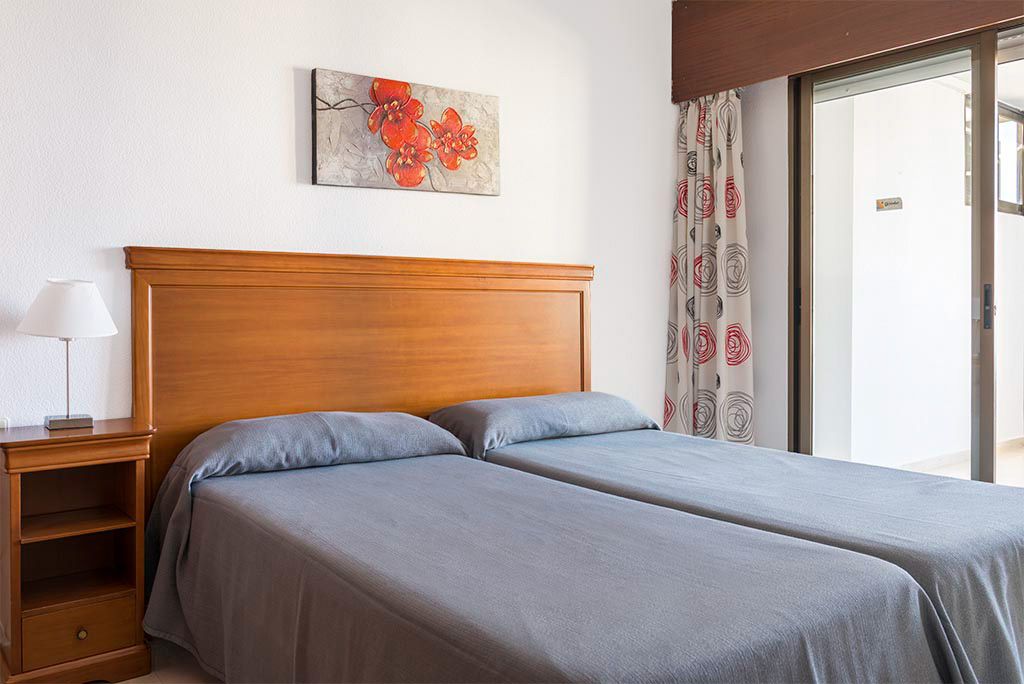Apartments in Benidorm - Bedroom Gemelos Beninter